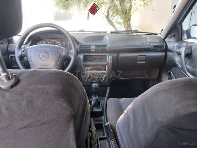 Opel Astra 1998, 280,000 km - 1.6 l - Sumqayıt