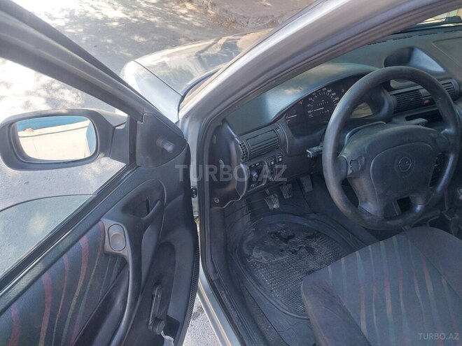Opel Astra 1998, 280,000 km - 1.6 l - Sumqayıt