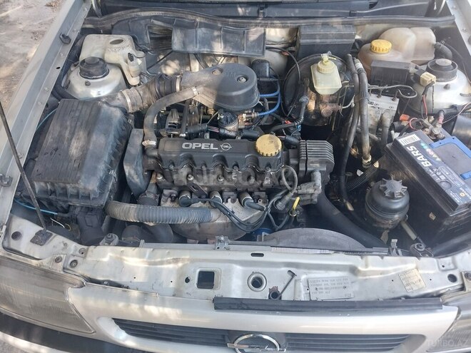 Opel Astra 1998, 280,000 km - 1.6 l - Sumqayıt