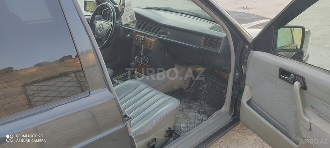 Mercedes 190 1993, 334,500 km - 2.3 l - Bakı