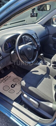 Hyundai i30 2009, 279,000 km - 1.4 л - Sumqayıt