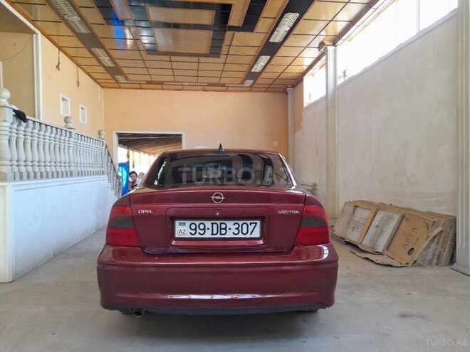 Opel Vectra 1999, 350,000 km - 2.0 l - Samux