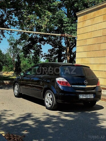 Opel Astra 2006, 330,000 km - 1.4 l - Gəncə
