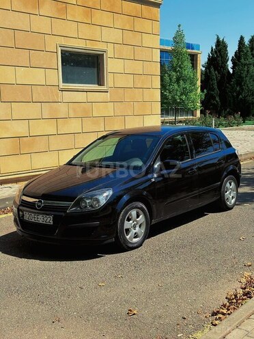 Opel Astra 2006, 330,000 km - 1.4 l - Gəncə