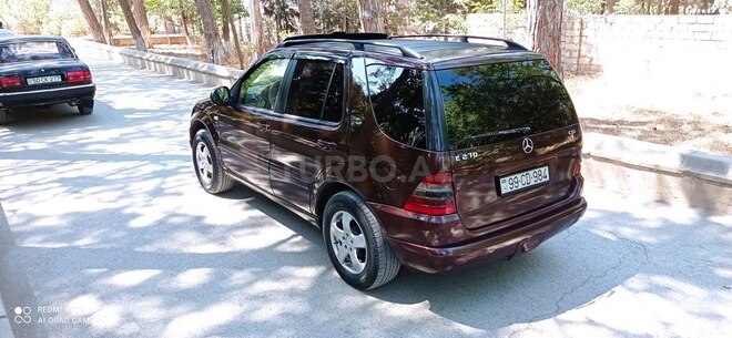 Mercedes ML 270 2001, 241,745 km - 2.7 l - Sumqayıt