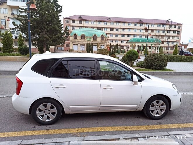 Kia Carens 2008, 259,000 km - 2.0 л - Yevlax