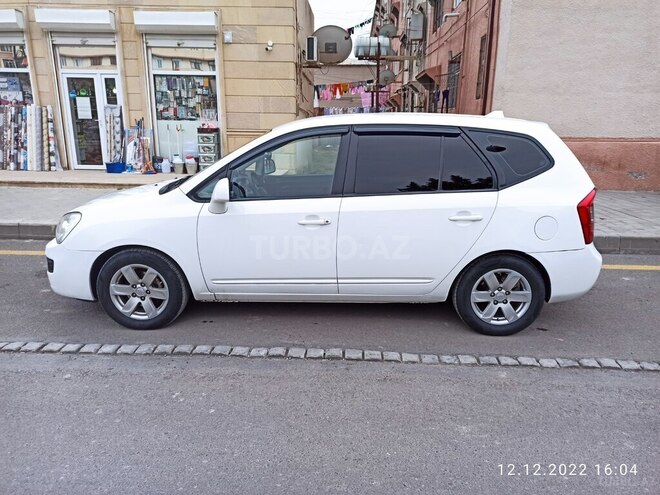 Kia Carens 2008, 259,000 km - 2.0 л - Yevlax