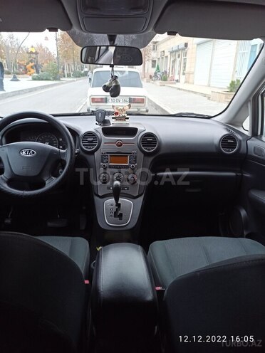 Kia Carens 2008, 259,000 km - 2.0 л - Yevlax