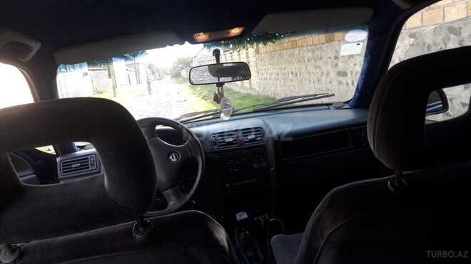 Opel Astra 1993, 150,000 km - 1.8 l - Zaqatala