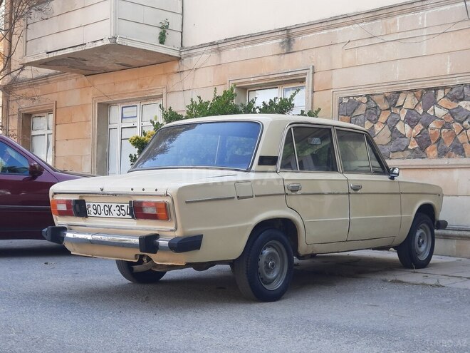 LADA (VAZ) 2106 1989, 200,000 km - 1.6 л - Salyan