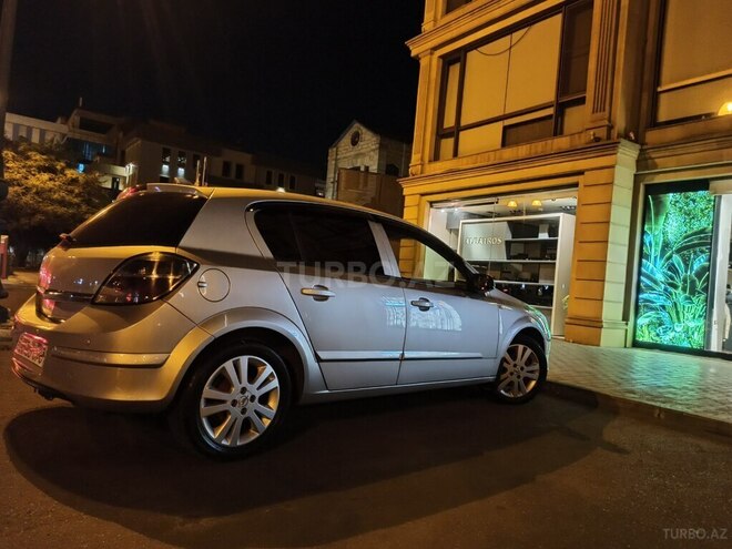Opel Astra 2004, 221,700 km - 1.4 л - Bakı