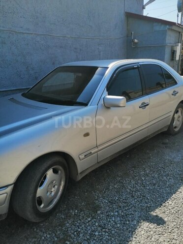 Mercedes E 230 1997, 220,000 km - 2.3 л - Göyçay