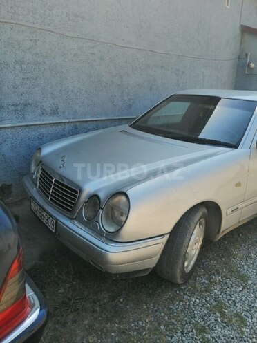 Mercedes E 230 1997, 220,000 km - 2.3 л - Göyçay