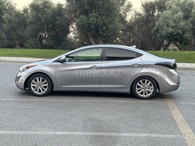 Hyundai Elantra 2015, 284,682 km - 1.8 l - Bakı