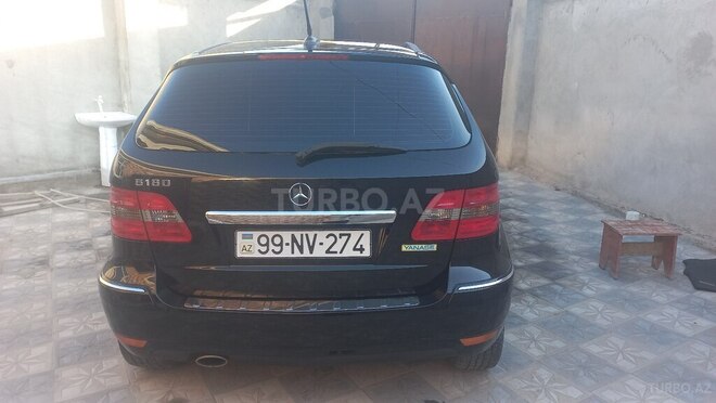 Mercedes B 180 2010, 166,880 km - 1.7 l - Bakı