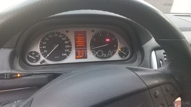 Mercedes B 180 2010, 166,880 km - 1.7 l - Bakı