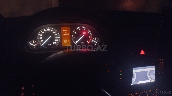 Mercedes B 180 2010, 166,880 km - 1.7 l - Bakı