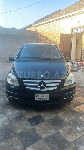 Mercedes B 180 2010, 166,880 km - 1.7 l - Bakı