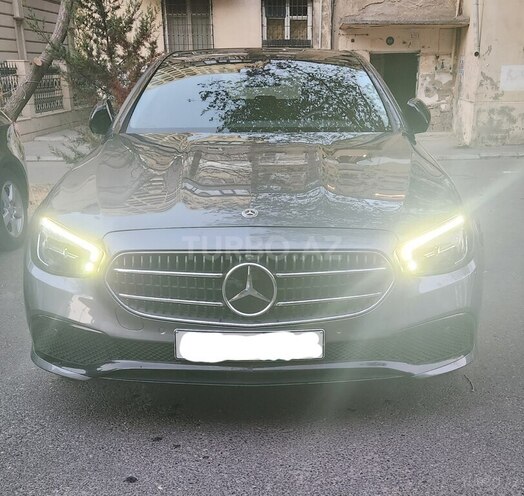Mercedes E 300 e 2022, 35,000 km - 2.0 l - Bakı