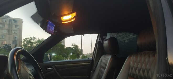 Mercedes C 200 1998, 331,570 km - 2.0 л - Bakı