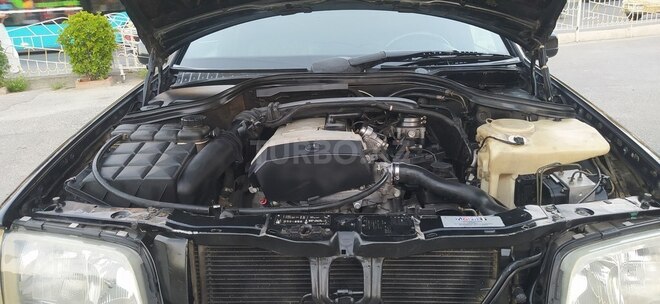 Mercedes C 200 1998, 331,570 km - 2.0 л - Bakı