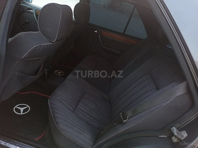 Mercedes E 200 1991, 324,800 km - 2.0 л - Bakı