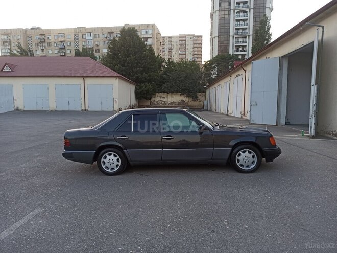 Mercedes E 200 1991, 324,800 km - 2.0 л - Bakı