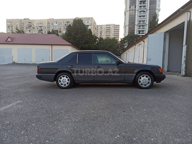 Mercedes E 200 1991, 324,800 km - 2.0 л - Bakı