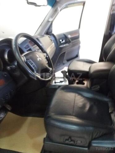 Mitsubishi Pajero 2007, 210,000 km - 3.8 l - Bakı