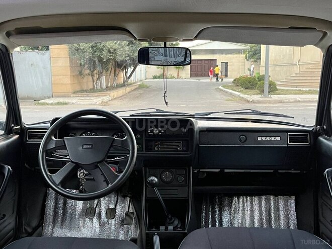 LADA (VAZ) 2107 2009, 11,730 km - 1.5 l - Salyan