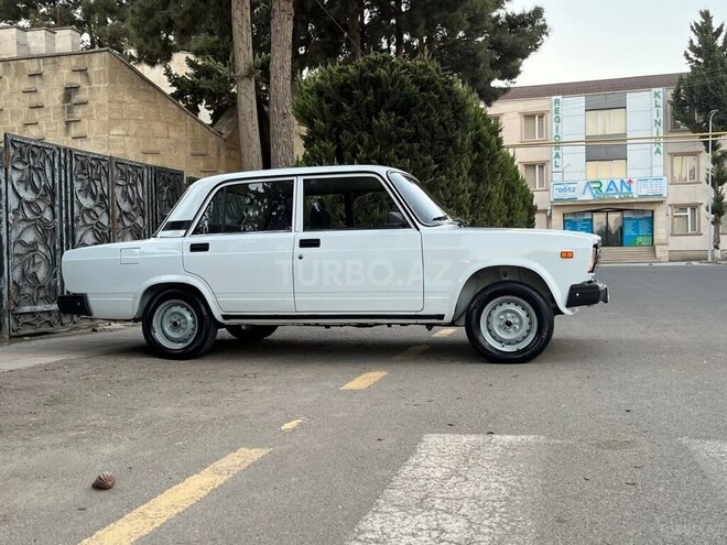 LADA (VAZ) 2107 2009, 11,730 km - 1.5 l - Salyan