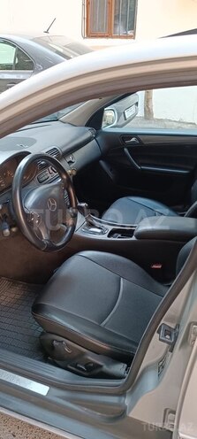 Mercedes C 220 2001, 370,000 km - 2.2 l - Bakı