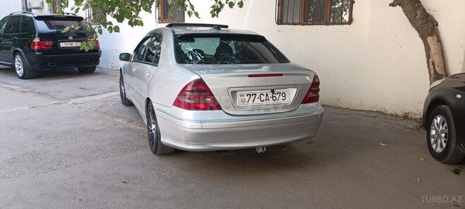 Mercedes C 220 2001, 370,000 km - 2.2 l - Bakı