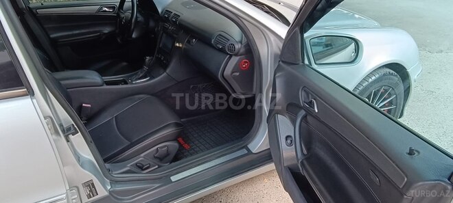 Mercedes C 220 2001, 370,000 km - 2.2 l - Bakı