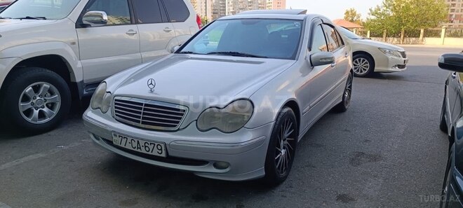 Mercedes C 220 2001, 370,000 km - 2.2 l - Bakı
