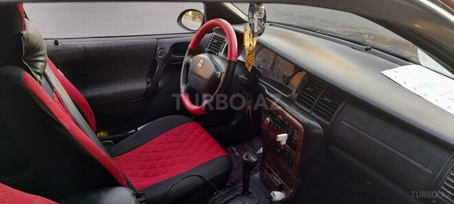 Opel Vectra 1997, 290,000 km - 2.0 л - Bakı