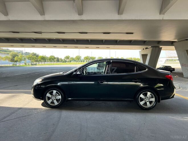 Hyundai Elantra 2009, 180,500 km - 2.0 l - Bakı