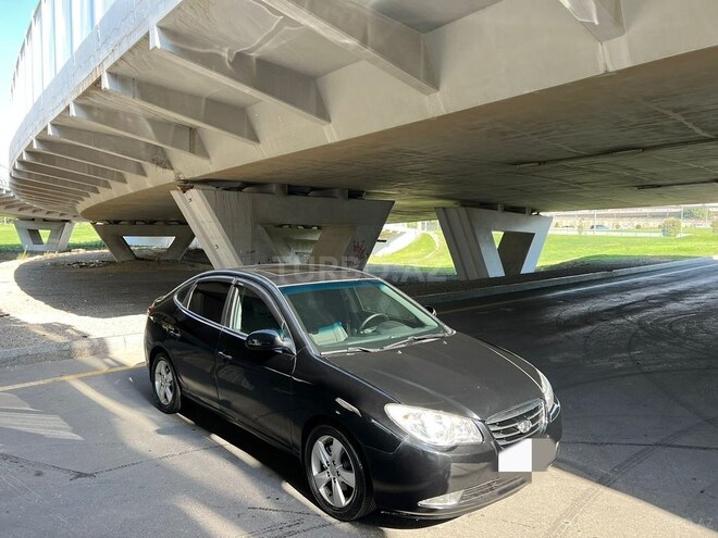 Hyundai Elantra 2009, 180,500 km - 2.0 l - Bakı