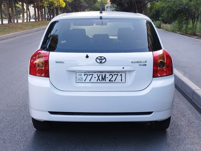 Toyota Corolla 2004, 274,500 km - 1.4 l - Bakı