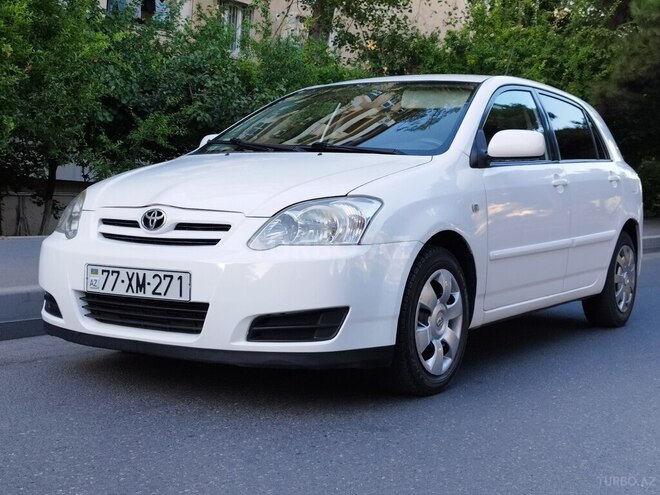Toyota Corolla 2004, 274,500 km - 1.4 l - Bakı