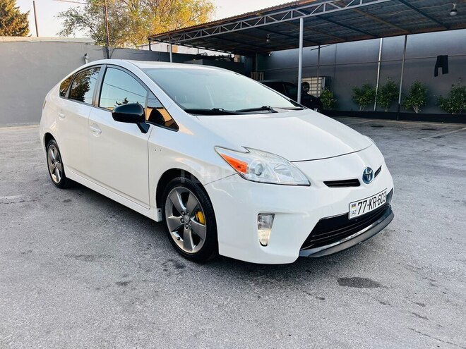 Toyota Prius 2013, 220,000 km - 1.8 l - Bakı