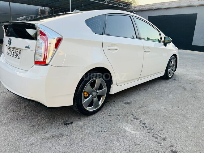 Toyota Prius 2013, 220,000 km - 1.8 l - Bakı