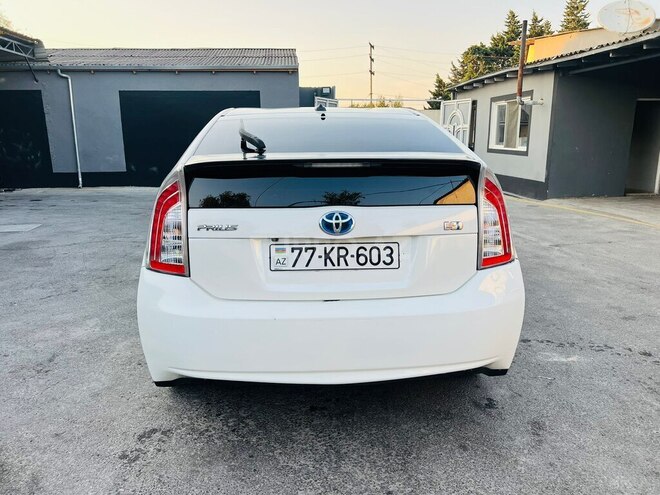 Toyota Prius 2013, 220,000 km - 1.8 l - Bakı