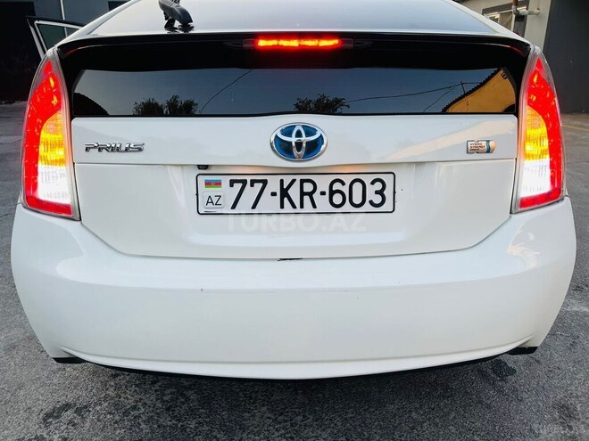 Toyota Prius 2013, 220,000 km - 1.8 l - Bakı