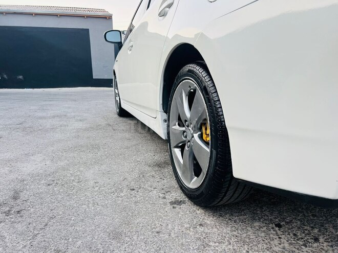 Toyota Prius 2013, 220,000 km - 1.8 l - Bakı