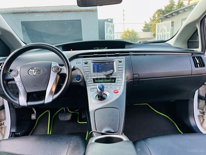 Toyota Prius 2013, 220,000 km - 1.8 l - Bakı