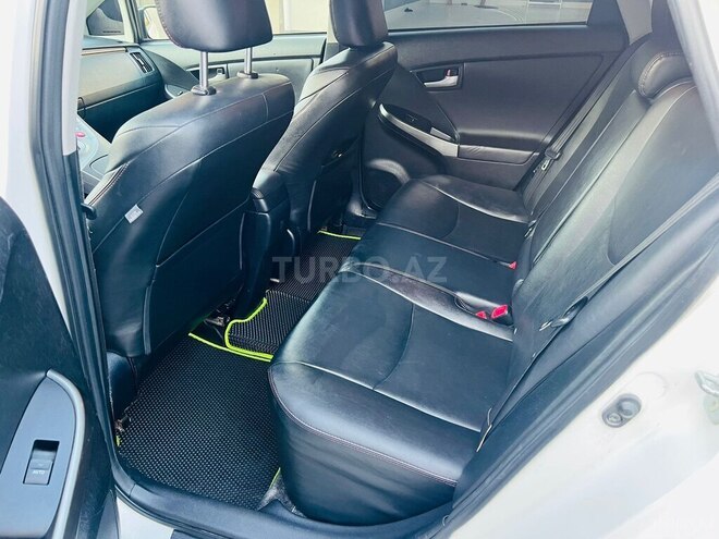 Toyota Prius 2013, 220,000 km - 1.8 l - Bakı