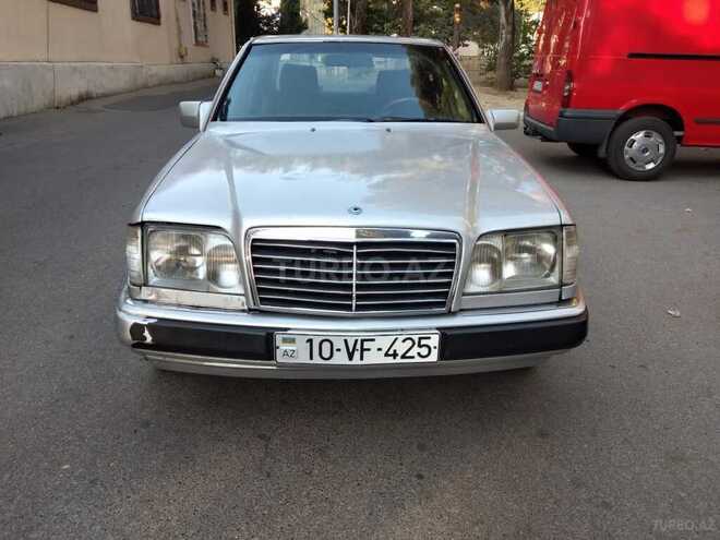 Mercedes E 250 1994, 397,500 km - 2.5 l - Bakı