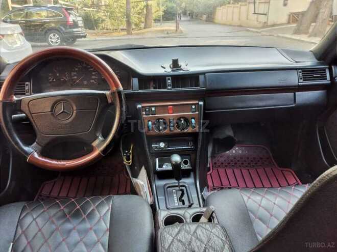 Mercedes E 250 1994, 397,500 km - 2.5 l - Bakı