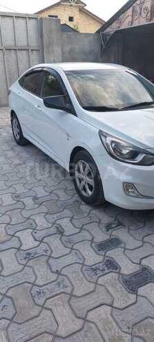 Hyundai Accent 2013, 199,000 km - 1.6 l - Tovuz